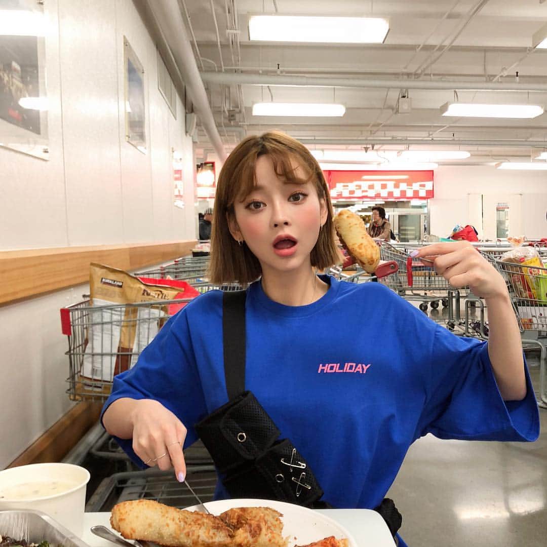 Chuuさんのインスタグラム写真 - (ChuuInstagram)「#chuuseoul」4月5日 17時10分 - chuu_official