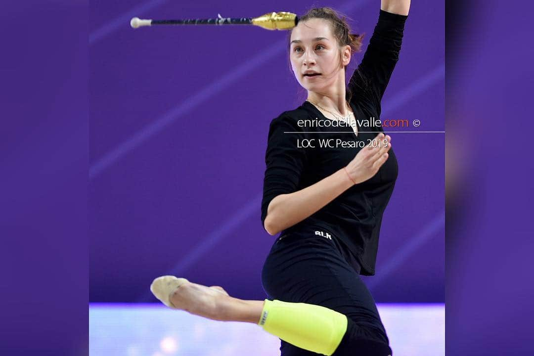 エカチェリーナ・ガールキナさんのインスタグラム写真 - (エカチェリーナ・ガールキナInstagram)「📸 @phenricodellavalle  #wcpesaro2019 #podiumtraining」4月5日 17時37分 - galkina_katia