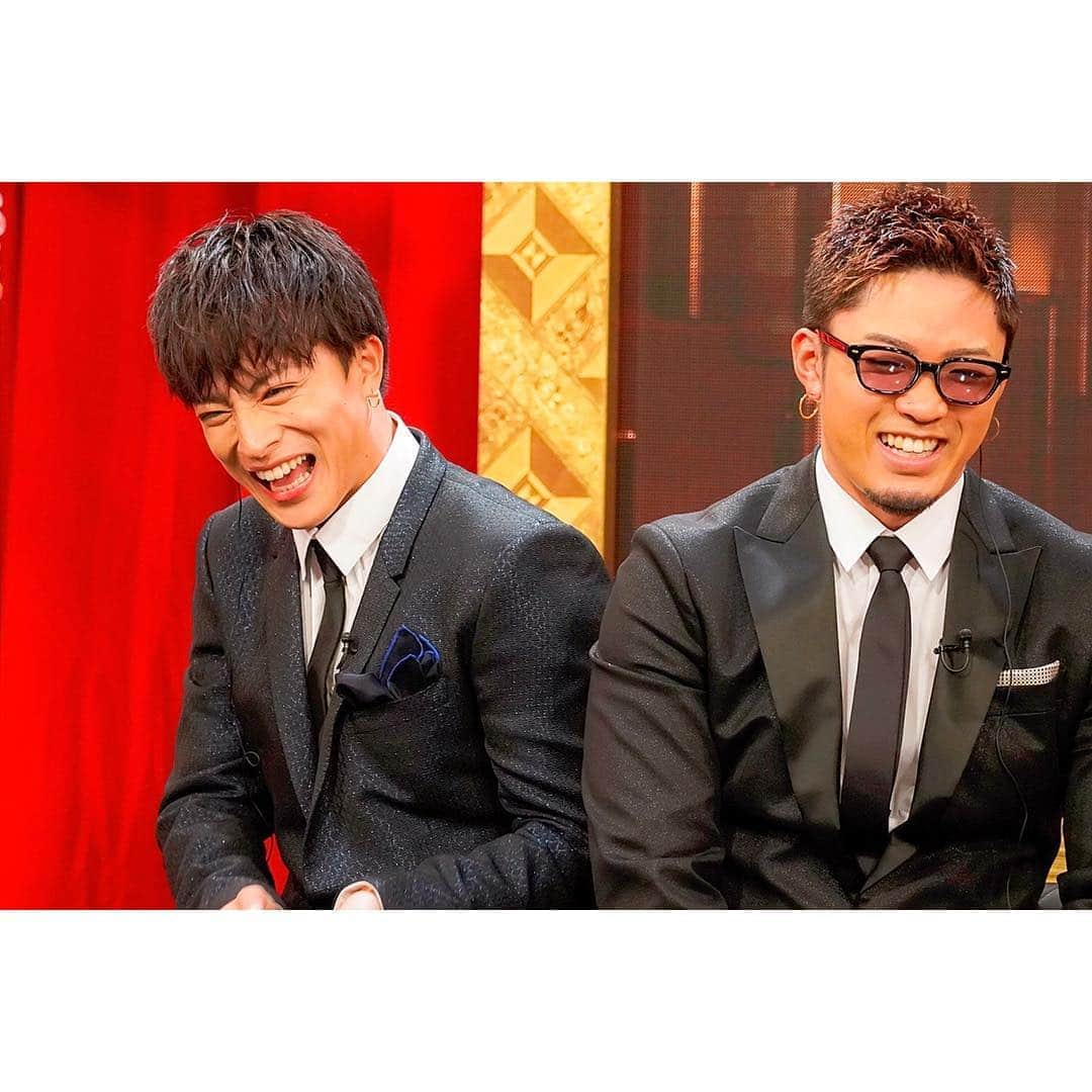 GENERATIONS高校TVさんのインスタグラム写真 - (GENERATIONS高校TVInstagram)「\\ストーリーズで開催した//﻿﻿ 🌟みんなで決める萌えジェネNo.1🌟﻿﻿ ﻿ 見事👑第1回王者👑に輝いたのは…﻿ ﻿ 🐷🐷🐷🐷﻿ 🐷小森隼🐷﻿ 🐷🐷🐷🐷﻿ ﻿﻿ 投票数が多すぎて…﻿ 全員めちゃくちゃ僅差でした🥺🥺﻿ ﻿ ﻿ ということで﻿ 隼の未公開写真をたくさんupしちゃいます✌️﻿ ﻿﻿ みなさん﻿ たくさんの投票ありがとうございました‼️﻿ ﻿ また開催しようと思ってるので﻿ 楽しみにしててね🙆‍♀️💓﻿ ﻿﻿ ﻿ さらに‼️﻿ GENE高AWARDの写真もupしたから﻿ みんなぜ〜んぶチェックしてね👋🏻💗﻿﻿ ﻿ ﻿﻿ 最後に…#GENE高なかのヒト から﻿ ﻿ 👀みんなに質問👀﻿﻿ ﻿ どんな写真の撮り方が流行ってる❓❓🤔﻿ コメント欄に書いて教えてね✏️🙋‍♀️﻿﻿ ﻿﻿ ﻿ .............................🏫..............................﻿﻿﻿﻿﻿﻿﻿ #AbemaTV #日曜よる9時 #ジェネ高﻿﻿﻿ #GENE高 ﻿﻿﻿﻿ #GENERATIONSfromEXILETRIBE ﻿﻿﻿﻿﻿﻿﻿ #ジェネレーションズ #ジェネ ﻿﻿﻿﻿﻿﻿﻿ #小森隼 #白濱亜嵐 #数原龍友﻿﻿﻿﻿﻿﻿﻿ #中務裕太 #片寄涼太 #佐野玲於 #関口メンディー﻿﻿﻿﻿ #GENE高AWARD#萌えジェネ#第1回#みんなで決める萌えジェネNo1」4月5日 18時10分 - genekou_official