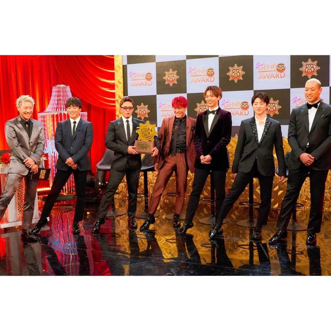 GENERATIONS高校TVさんのインスタグラム写真 - (GENERATIONS高校TVInstagram)「\\ストーリーズで開催した//﻿﻿ 🌟みんなで決める萌えジェネNo.1🌟﻿﻿ ﻿ 見事👑第1回王者👑に輝いたのは…﻿ ﻿ 🐷🐷🐷🐷﻿ 🐷小森隼🐷﻿ 🐷🐷🐷🐷﻿ ﻿﻿ 投票数が多すぎて…﻿ 全員めちゃくちゃ僅差でした🥺🥺﻿ ﻿ ﻿ ということで﻿ 隼の未公開写真をたくさんupしちゃいます✌️﻿ ﻿﻿ みなさん﻿ たくさんの投票ありがとうございました‼️﻿ ﻿ また開催しようと思ってるので﻿ 楽しみにしててね🙆‍♀️💓﻿ ﻿﻿ ﻿ さらに‼️﻿ GENE高AWARDの写真もupしたから﻿ みんなぜ〜んぶチェックしてね👋🏻💗﻿﻿ ﻿ ﻿﻿ 最後に…#GENE高なかのヒト から﻿ ﻿ 👀みんなに質問👀﻿﻿ ﻿ どんな写真の撮り方が流行ってる❓❓🤔﻿ コメント欄に書いて教えてね✏️🙋‍♀️﻿﻿ ﻿﻿ ﻿ .............................🏫..............................﻿﻿﻿﻿﻿﻿﻿ #AbemaTV #日曜よる9時 #ジェネ高﻿﻿﻿ #GENE高 ﻿﻿﻿﻿ #GENERATIONSfromEXILETRIBE ﻿﻿﻿﻿﻿﻿﻿ #ジェネレーションズ #ジェネ ﻿﻿﻿﻿﻿﻿﻿ #小森隼 #白濱亜嵐 #数原龍友﻿﻿﻿﻿﻿﻿﻿ #中務裕太 #片寄涼太 #佐野玲於 #関口メンディー﻿﻿﻿﻿ #GENE高AWARD#萌えジェネ#第1回#みんなで決める萌えジェネNo1」4月5日 18時10分 - genekou_official