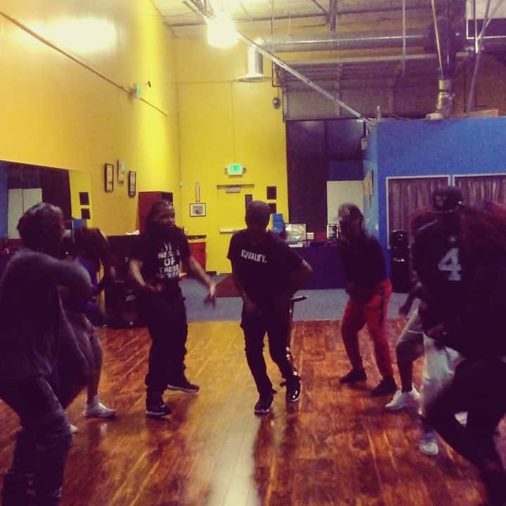 MCハマーのインスタグラム：「‪When you love what you do and have mastered your craft !!!! 👊🏾💯 Rehearsals 🕺🏿”Don’t Stop” featuring @PleasureEllis 🔥🔥🔥🔥‬」