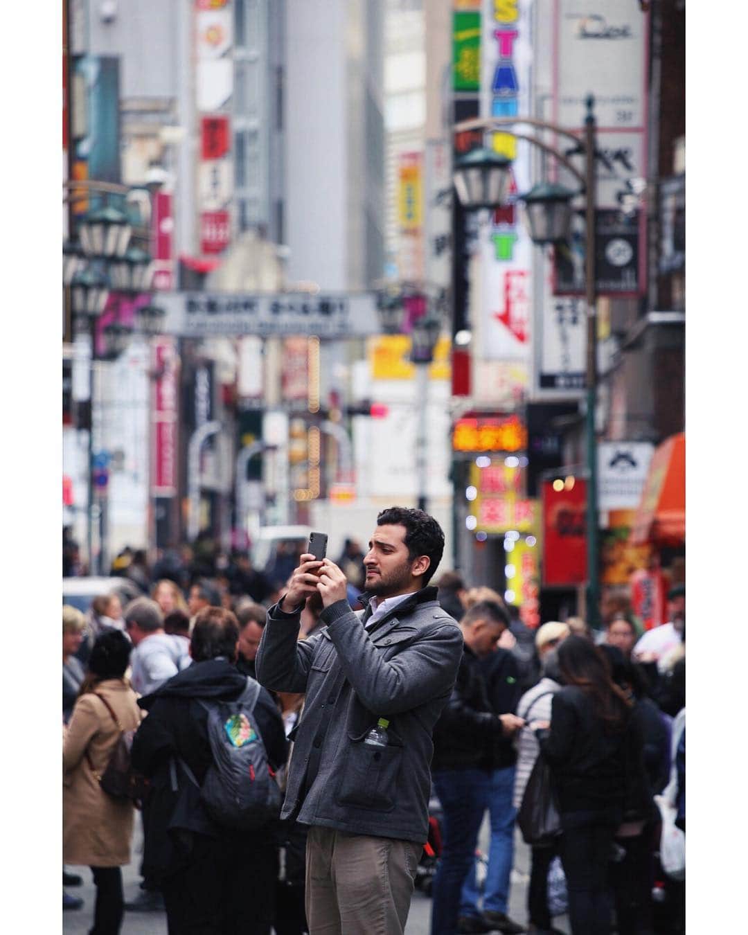 Shunsuke Miyatakeさんのインスタグラム写真 - (Shunsuke MiyatakeInstagram)「Close Encounters of the Third Kind, Shinjuku, Tokyo, Japan.」4月5日 18時42分 - casadetake