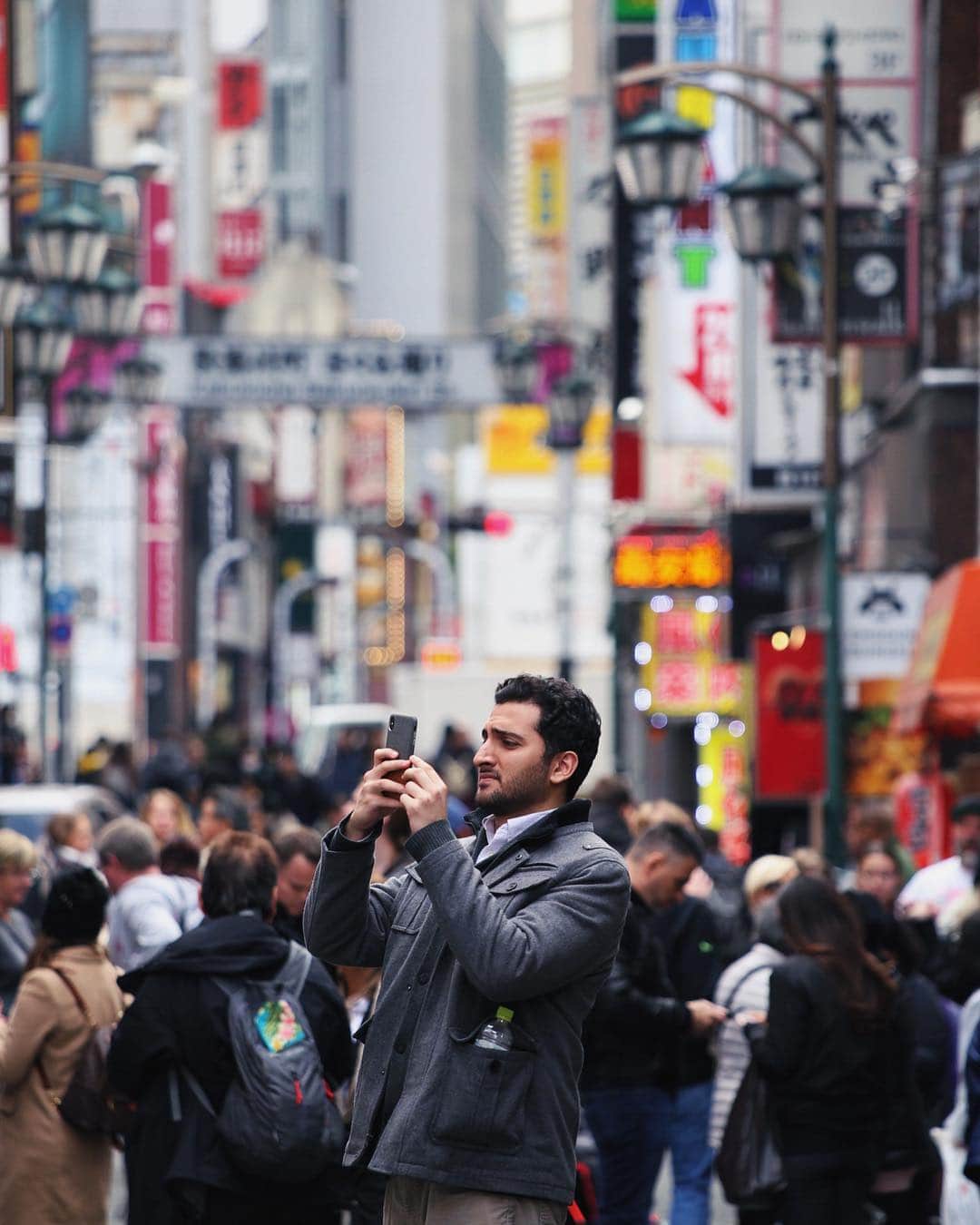 Shunsuke Miyatakeのインスタグラム：「Close Encounters of the Third Kind, Shinjuku, Tokyo, Japan.」