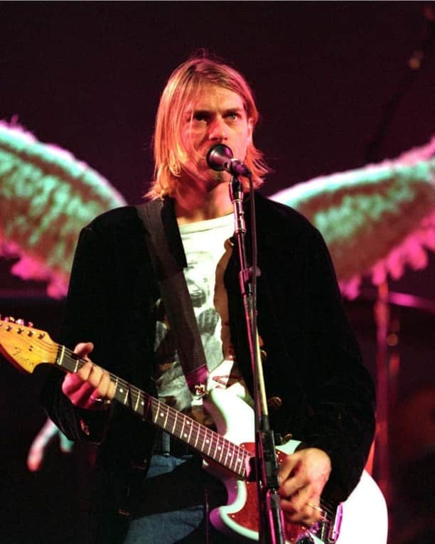 Alternative Pressさんのインスタグラム写真 - (Alternative PressInstagram)「25 years ago today, the world lost a true legend and a musical inspiration for so many future artists. Kurt Cobain dedicated his entire life to music and art, creating both which would revolutionize an entire genre. You are missed everyday, Kurt 🖤 . . . #altpress #ap #alternativepress #iamap #kurtcobain #nirvana #ripkurt #ripkurtcobain」4月5日 19時00分 - altpress