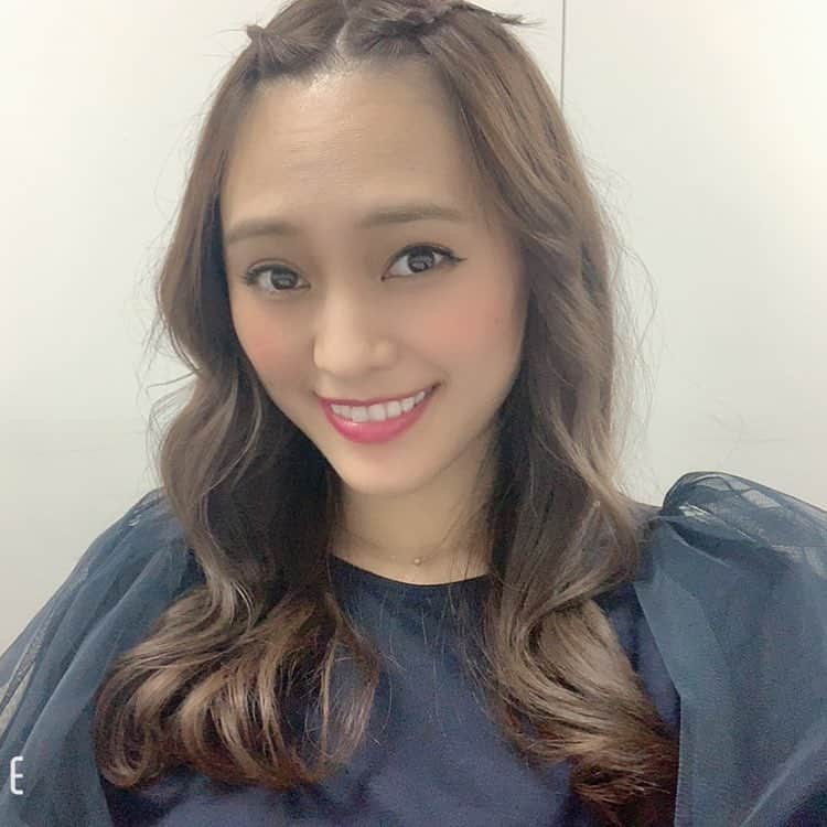 犬塚あさなさんのインスタグラム写真 - (犬塚あさなInstagram)「今日はでこ出し♡ #へああれんじ  #ヘアアレンジ #でこだし」4月5日 19時46分 - wanchan_0319