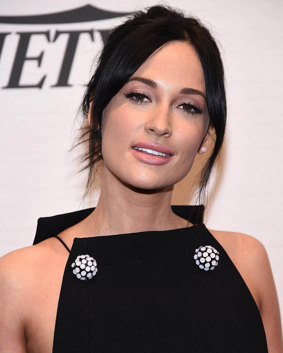 Just Jaredさんのインスタグラム写真 - (Just JaredInstagram)「@spaceykacey is honored at @variety’s Power of Women event! More pics at JustJared.com #KaceyMusgraves #Variety #PowerOfWomen Photos: Getty」4月6日 5時48分 - justjared