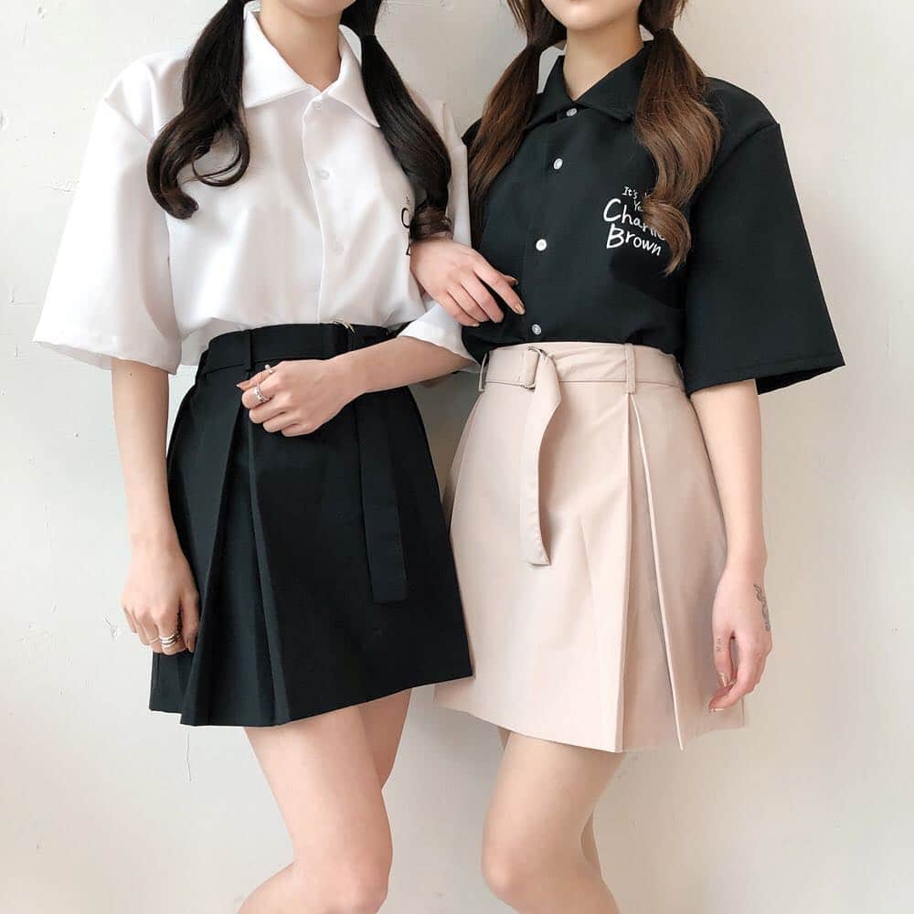 ガールズルールさんのインスタグラム写真 - (ガールズルールInstagram)「. 新作ツインコーデ週末20%OFF💓 日曜日までたくさんアップされますよ😍 . #걸스룰 #한국 #한국패션 #얼짱 #데일리룩 #오오티디 #koreanfashion #girlsrule #ootd #twinlook #dailylook #ガールズルール #韓国 #韓国ブランド #韓国ファッション #韓国ファッション通販 #今日のコーデ #オルチャン #オルチャンファッション #韓国アイドル #カップルコーデ #韓国好きな人と繋がりたい」4月5日 22時15分 - girlsrule_official