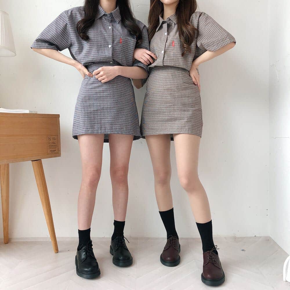 ガールズルールさんのインスタグラム写真 - (ガールズルールInstagram)「. 新作ツインコーデ週末20%OFF💓 日曜日までたくさんアップされますよ😍 . #걸스룰 #한국 #한국패션 #얼짱 #데일리룩 #오오티디 #koreanfashion #girlsrule #ootd #twinlook #dailylook #ガールズルール #韓国 #韓国ブランド #韓国ファッション #韓国ファッション通販 #今日のコーデ #オルチャン #オルチャンファッション #韓国アイドル #カップルコーデ #韓国好きな人と繋がりたい」4月5日 22時15分 - girlsrule_official