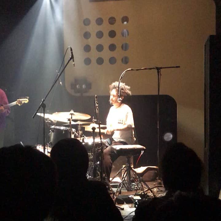 井手大介のインスタグラム：「#ovall #mabanua #drumsolo」