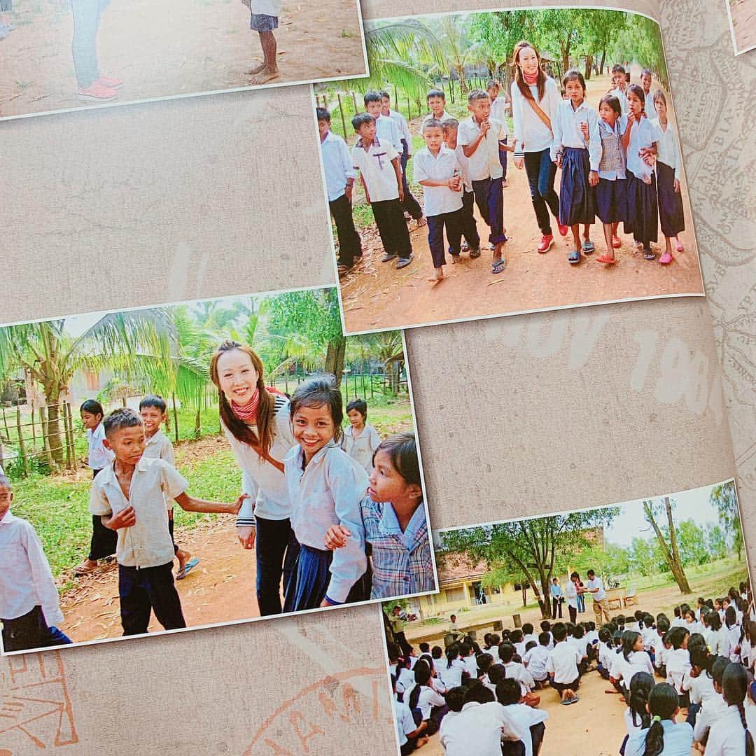 酒向杏奈さんのインスタグラム写真 - (酒向杏奈Instagram)「. . 【カンボジアの子どもたちの"幸せのカタチ"】 〜今日のブログテーマ♪〜 . 皆さん、突然ですが マズローの欲求5段階説💡をご存知ですか？ (自己実現理論とも呼ばれています。) . 聞いたことがある方も多いと思いますが、今日はふと思い出したエピソードがあったので、それをテーマにしてブログを書きたくなりました！ . 「マズローの欲求5段階説」とは、心理学者アブラハム・マズローが「人間は自己実現に向かって絶えず成長する生きものである」と仮定し、人間の欲求を5段階に理論化したものです。 . 人間には5段階の「欲求」があり、1つ下の欲求が満たされると次の欲求を満たそうとする基本的な心理的行動を表しています。 . 私がカンボジアの村の小学校に1週間ボランティアで先生として行った時のエピソードを思い出しました。 . 《日本人とカンボジア人の違い》 . "幸せのカタチ"について、この人間の５段階の欲求に当てはめて私の見解を書いています✏️ . カンボジアの子どもたちに大切なことを学んだので、よかったら読んでいただきたいです。 . 続きは【酒向杏奈ブログ】にて♪ . #カンボジアの子どもたち #幸せのカタチ #日本との違い #新鮮に幸せを感じることができる心 #酒向杏奈 #今日のブログテーマ」4月5日 22時47分 - annacotta715