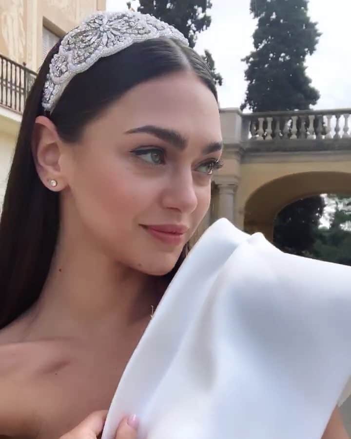 Zhenya Katavaのインスタグラム：「Песня сделала мой день😂」