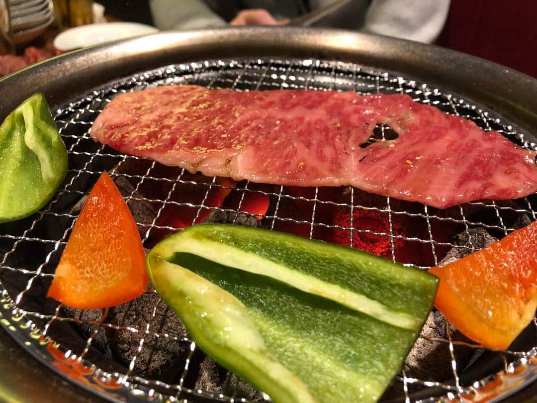 坂元美香さんのインスタグラム写真 - (坂元美香Instagram)「代官山 焼肉かねこ @daikanyama_yakinikukaneko ハワイから帰ってきて早々に美味しいお肉が食べれるとは‼️🤩 . #焼肉かねこ #代官山焼肉かねこ #焼肉 #代官山 #予約困難 #坂元食べログ #肉食美女 ←本のタイトル」4月5日 23時45分 - mika_saka