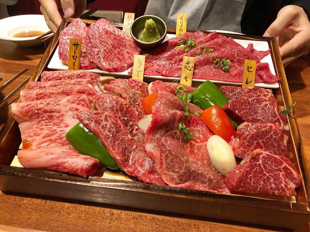 坂元美香さんのインスタグラム写真 - (坂元美香Instagram)「代官山 焼肉かねこ @daikanyama_yakinikukaneko ハワイから帰ってきて早々に美味しいお肉が食べれるとは‼️🤩 . #焼肉かねこ #代官山焼肉かねこ #焼肉 #代官山 #予約困難 #坂元食べログ #肉食美女 ←本のタイトル」4月5日 23時45分 - mika_saka