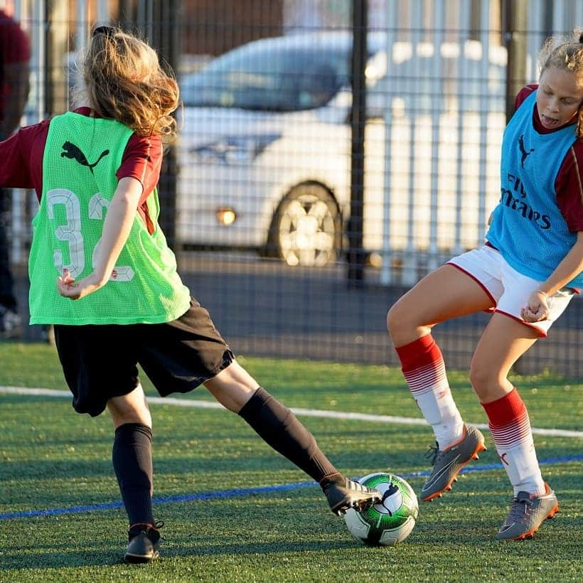 Arsenal Ladiesさんのインスタグラム写真 - (Arsenal LadiesInstagram)「Free coaching sessions will take place at our Everton match Family Festival!  See stories or head to our website for info ☝️ 📷 SWIPE ⬅️ #WeAreTheArsenal」4月5日 23時47分 - arsenalwfc