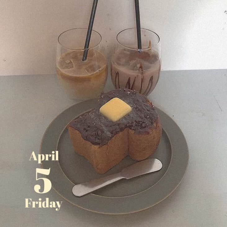 「SNOW」顔認識カメラアプリのグルメインスタ