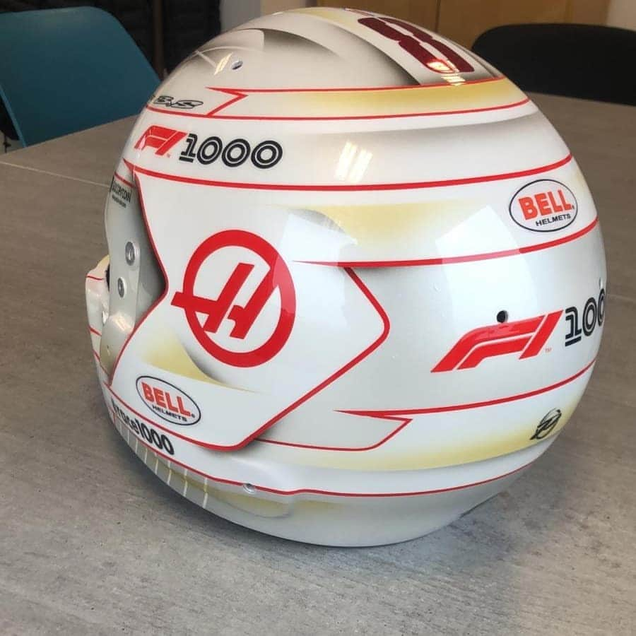 ロマン・グロージャンさんのインスタグラム写真 - (ロマン・グロージャンInstagram)「Next week @f1 reaches 1000 races ! I'm truly grateful to be part of that special unique race. Special event = special helmet  Thanks @adripaviot & @bs_designs_helmet for the amazing work as always  #r8g #f1 #race1000」4月6日 0時29分 - grosjeanromain