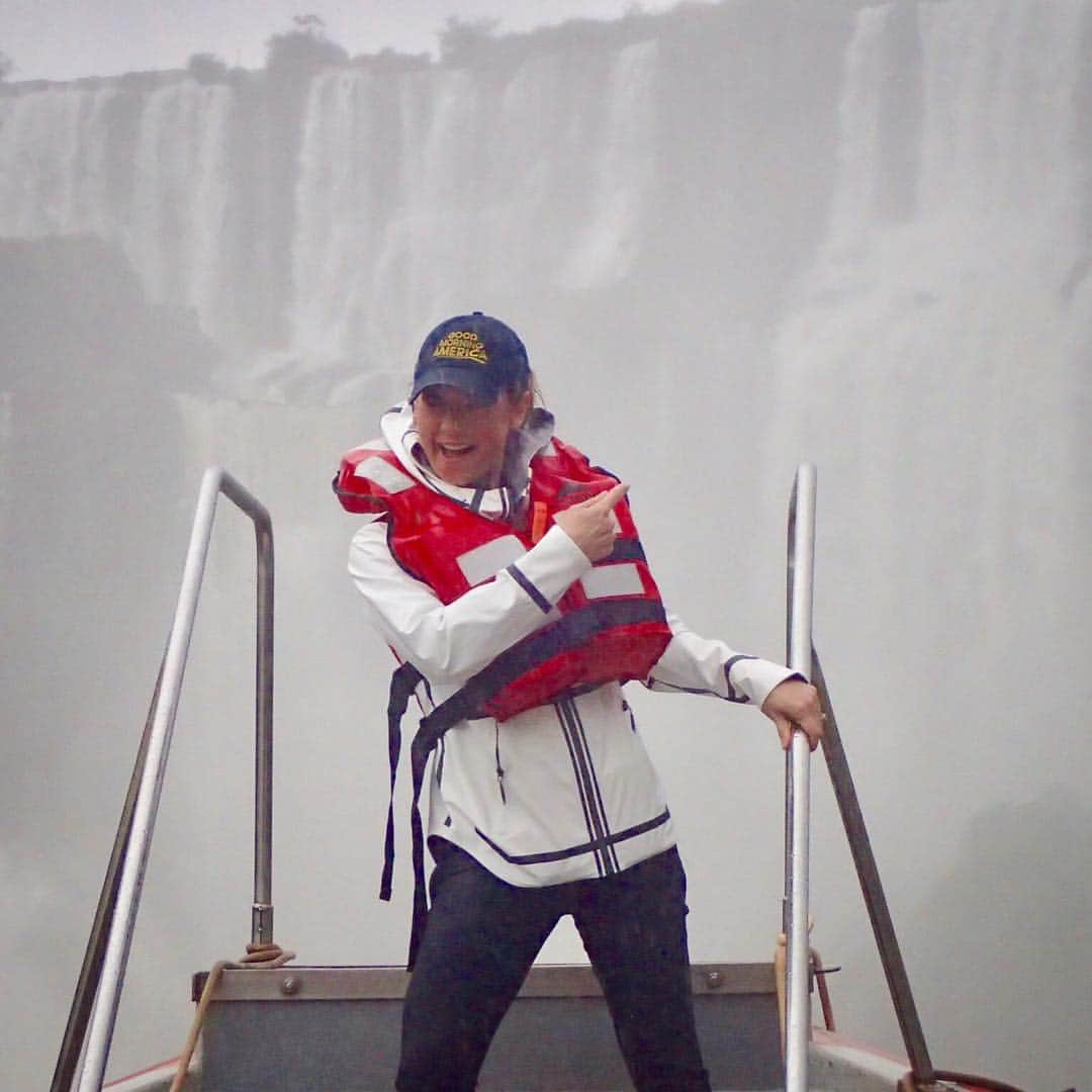 Good Morning Americaさんのインスタグラム写真 - (Good Morning AmericaInstagram)「Our very own Adventure Queen @ginger_zee showing us #OurPlanet from the stunning #Iguazú Falls as only she can do! #OurPlanetOnGMA 🌎🇦🇷 @parquesnacionalesar #IguazuNationalPark」4月6日 0時43分 - goodmorningamerica