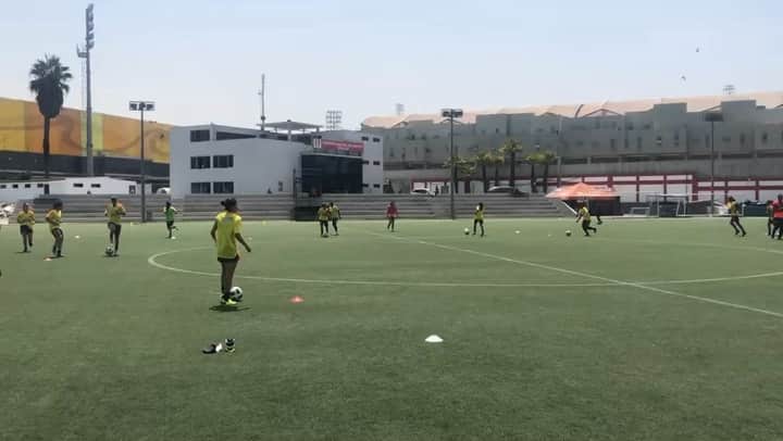 サッカー コロンビア代表チームのインスタグラム：「‪#FCFfemenina A esta hora nuestra Selección Colombia Femenina de Mayores, prepara el segundo amistoso ante @tufpfoficial」