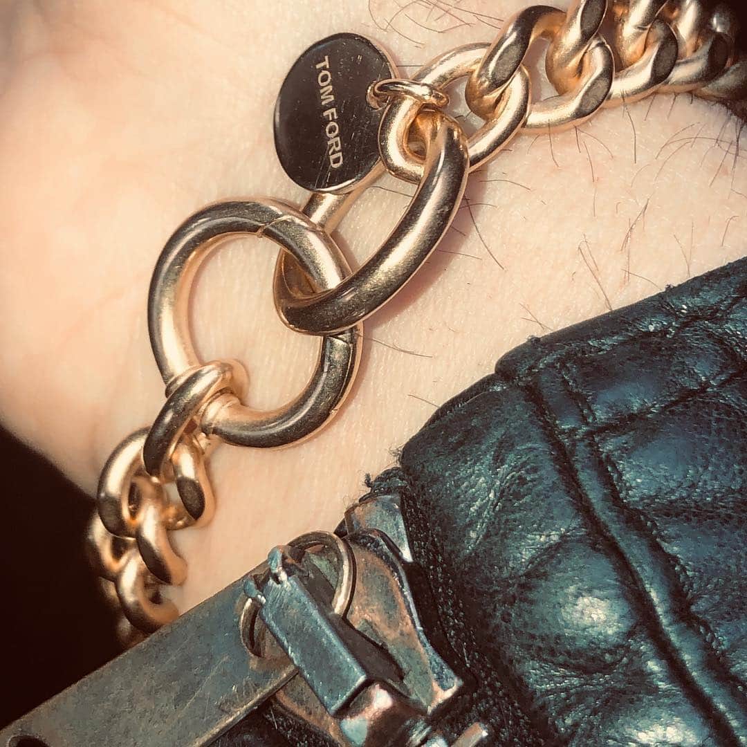 スティーヴン・クラインさんのインスタグラム写真 - (スティーヴン・クラインInstagram)「⭐️⭐️⭐️⭐️⭐️⭐️💛💛💛for the bracelet....love it......, @tomford」4月6日 1時15分 - stevenkleinstudio