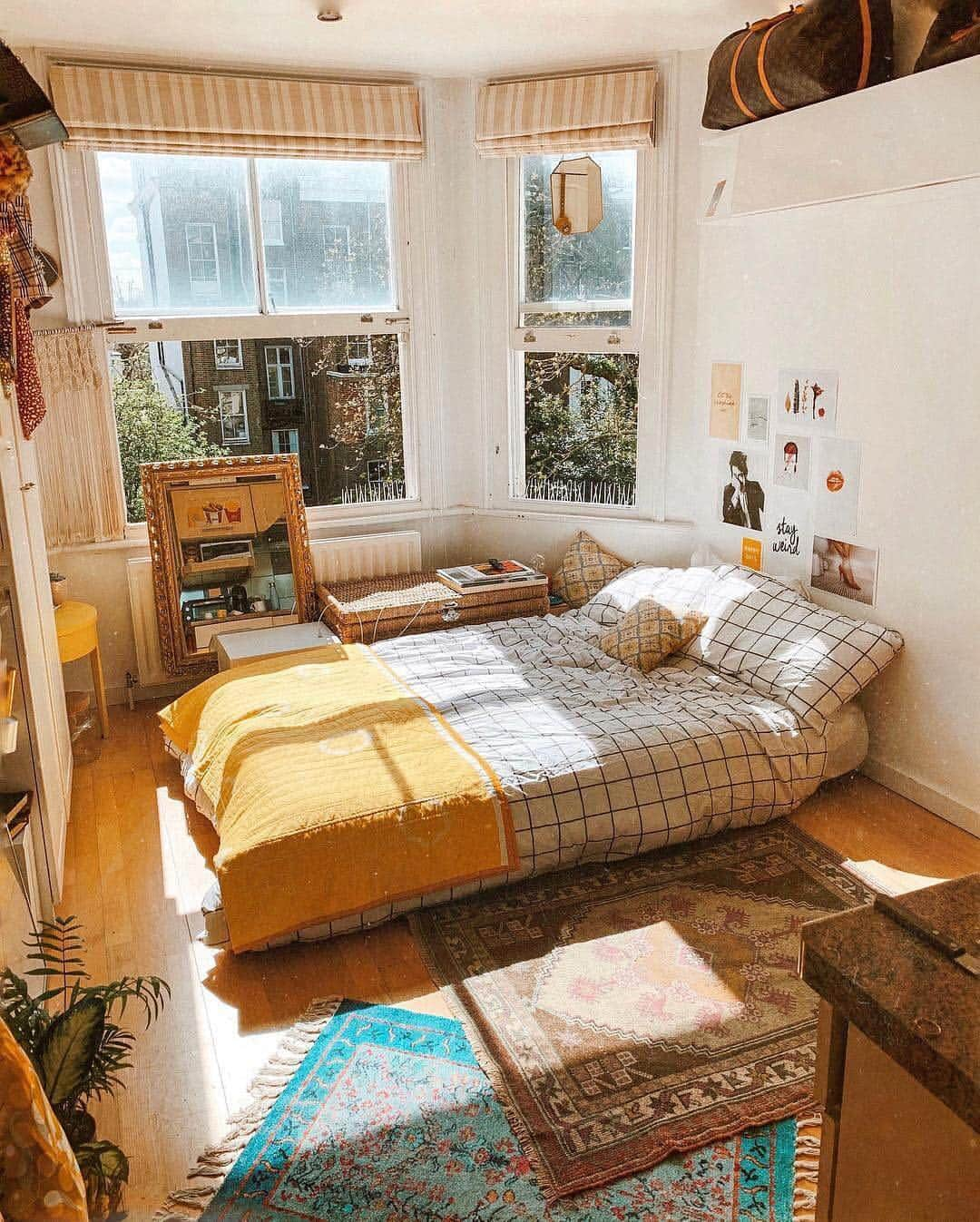 Urban Outfittersさんのインスタグラム写真 - (Urban OutfittersInstagram)「🌞🌞🌞@oliviabynature's dream room is the sunniest. We're in love. #UOHome @UrbanOutfittersHome」4月6日 1時16分 - urbanoutfitters