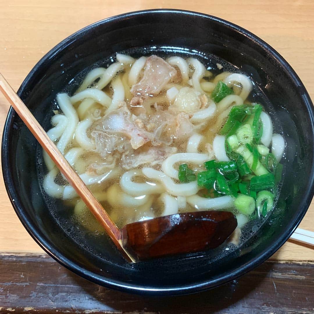 野村良平さんのインスタグラム写真 - (野村良平Instagram)「心斎橋でかすうどん 今まで食べたうどんの中で一番美味かった  #かすうどん #天晴れ」4月6日 2時20分 - nomura_ryohei