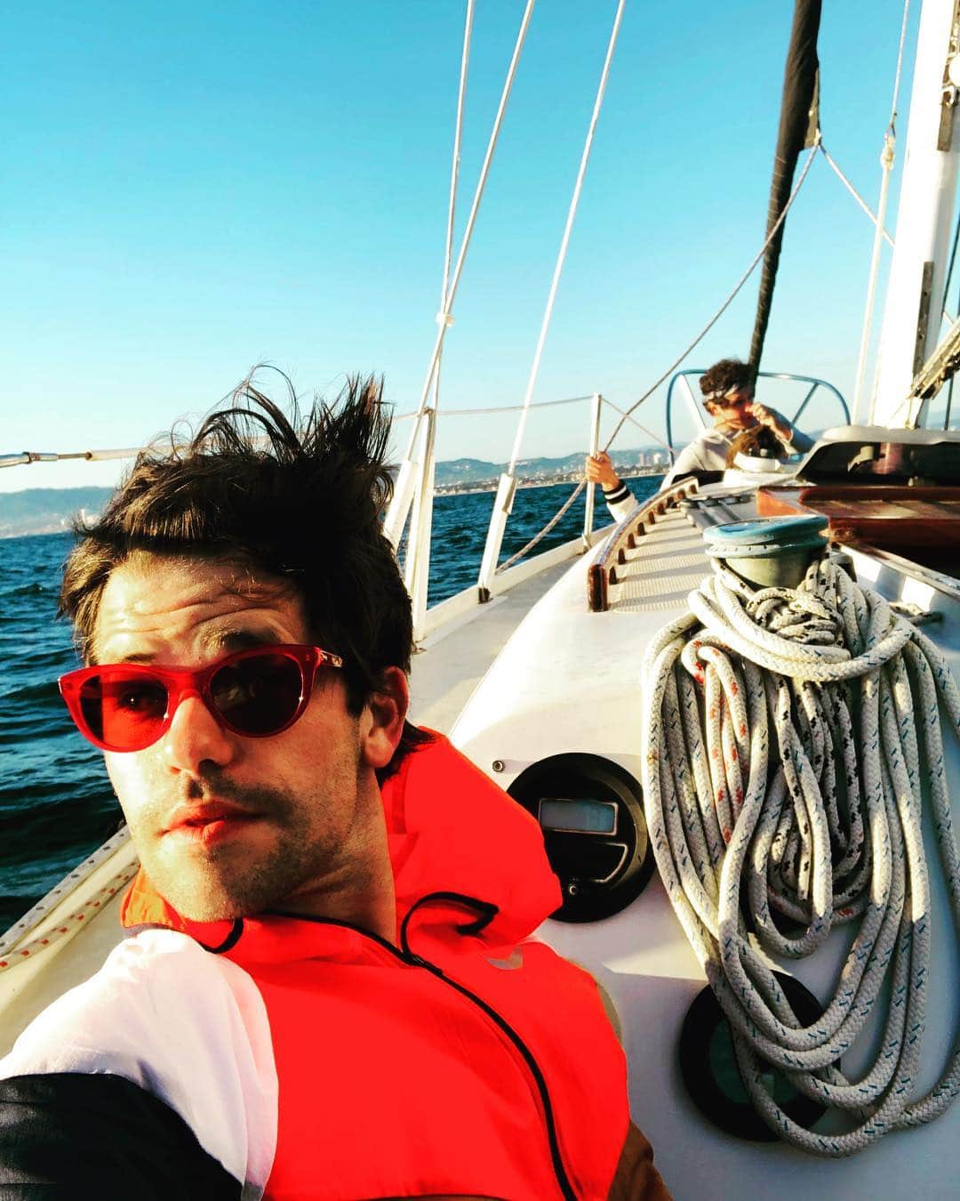 マックス・カーバーのインスタグラム：「Nautical, dude. ⛵️」