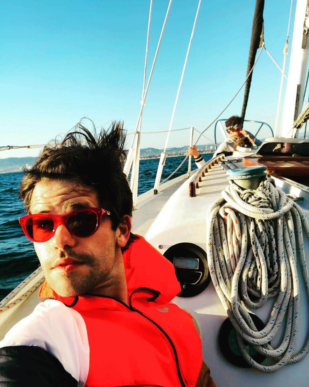 マックス・カーバーさんのインスタグラム写真 - (マックス・カーバーInstagram)「Nautical, dude. ⛵️」4月6日 3時49分 - maxcarver