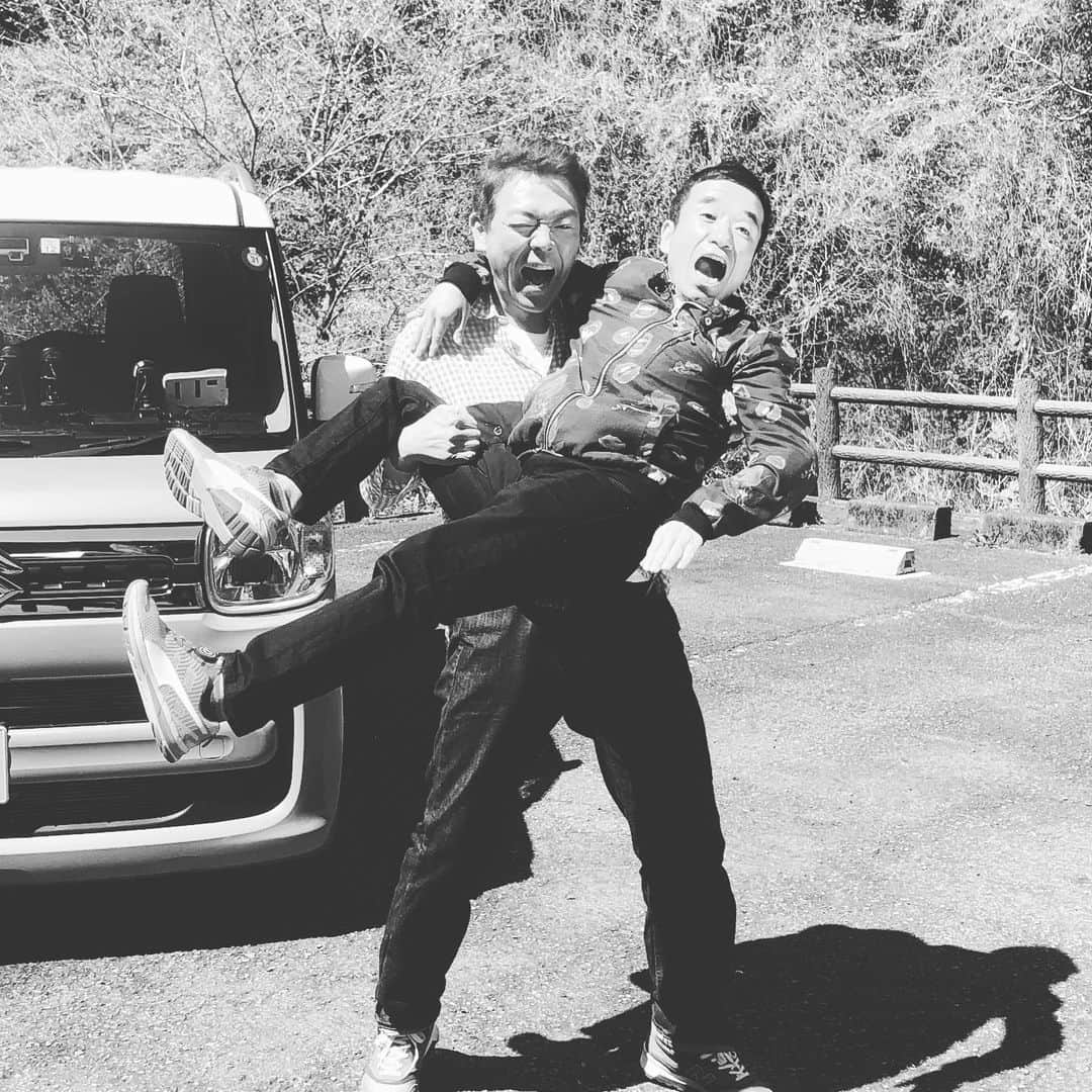 玉袋筋太郎さんのインスタグラム写真 - (玉袋筋太郎Instagram)「真っ当な仕事をして 頂き瞬間！ ありがとう猫！」4月6日 4時50分 - sunatamaradon