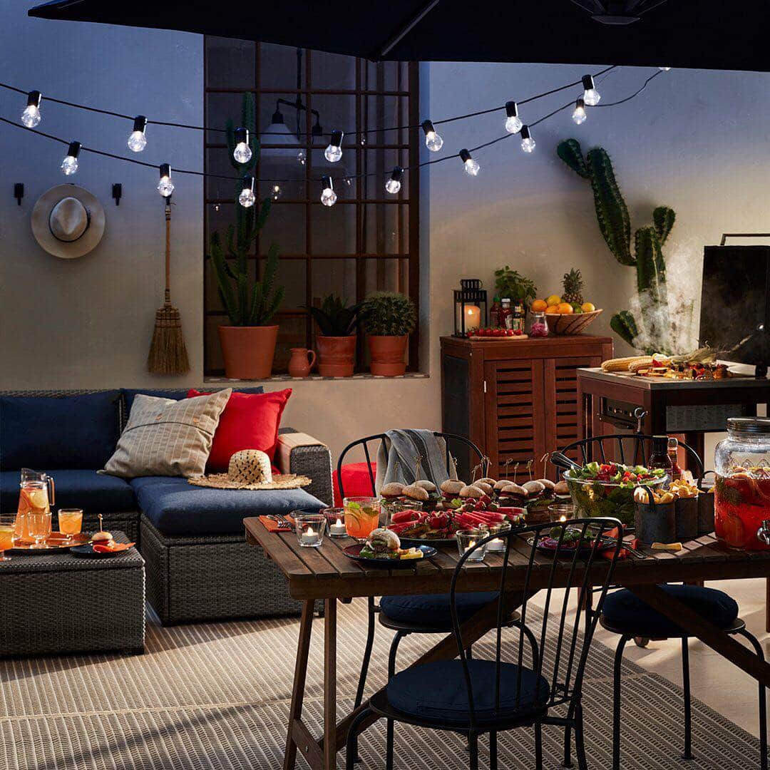 IKEA USAさんのインスタグラム写真 - (IKEA USAInstagram)「All backyards are created differently. But our modular SOLLERÖN outdoor furniture series makes it easy to find the best combination for your space. Shop link in bio.  SOLLERÖN Starting at $120」4月6日 4時47分 - ikeausa