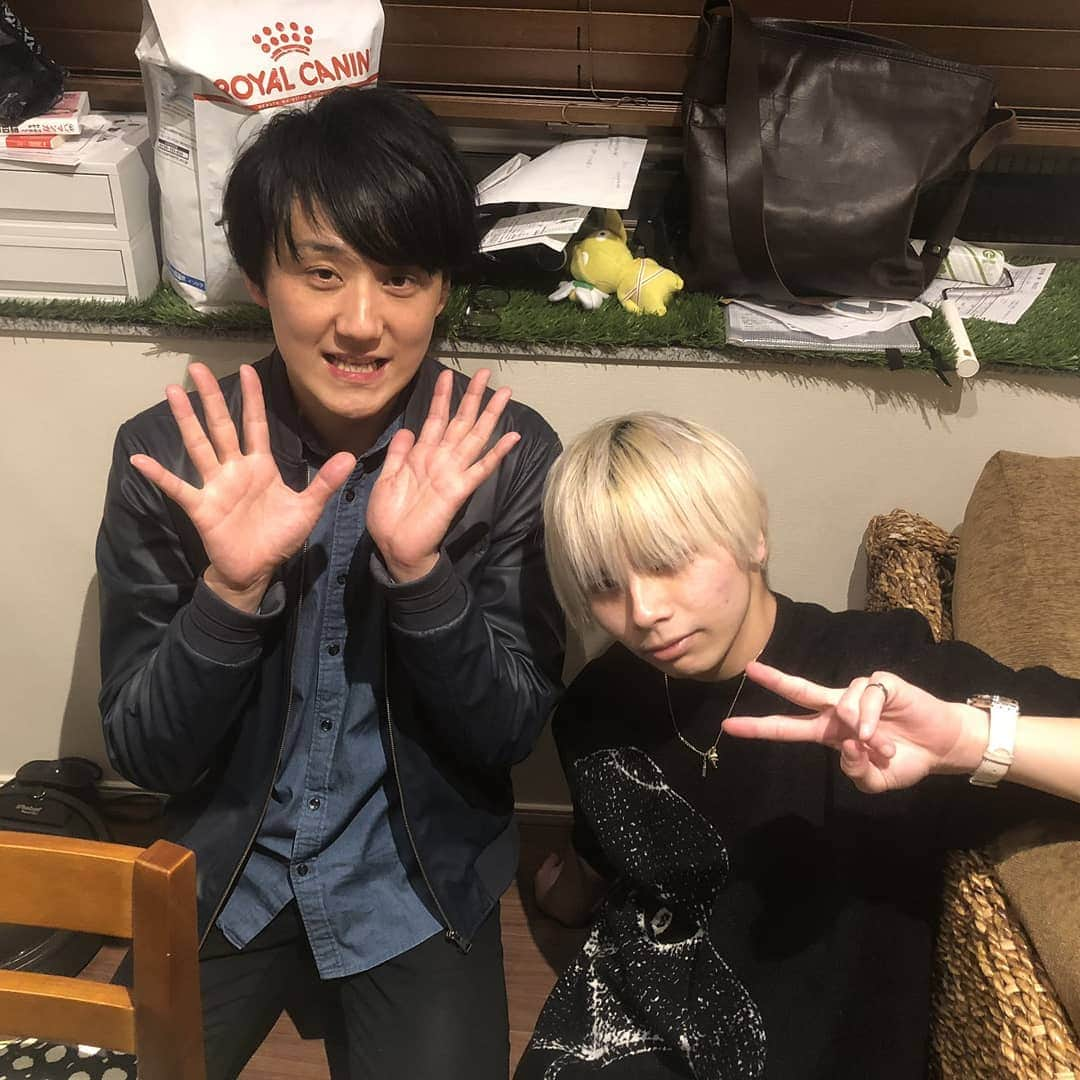 梅原大吾さんのインスタグラム写真 - (梅原大吾Instagram)「家きた。 Look who came over.」4月6日 5時07分 - daigothebeast