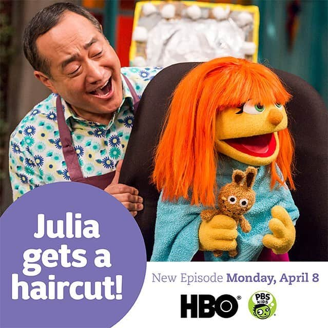 セサミストリートさんのインスタグラム写真 - (セサミストリートInstagram)「In a brand-new episode of Sesame Street, Elmo, Abby Cadabby and Alan help Julia feel less scared about getting a haircut by playing ‘hair salon’ and pretending to be hair stylists. Watch the new special episode Monday, April 8th on @hbo and @pbskids! #SeeAmazing」4月6日 5時27分 - sesamestreet