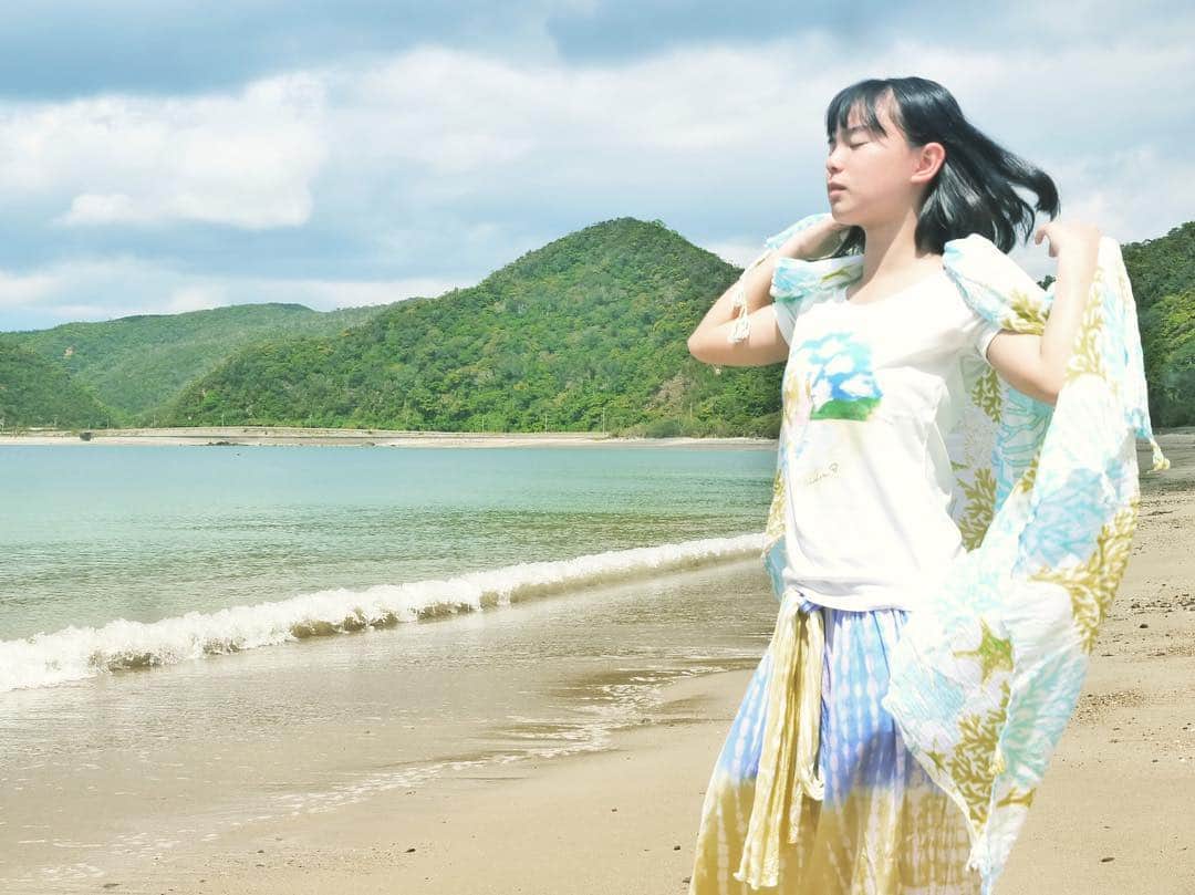 三谷晶子さんのインスタグラム写真 - (三谷晶子Instagram)「本日もスターを撮影中。  #amami」4月6日 15時24分 - akikomitani