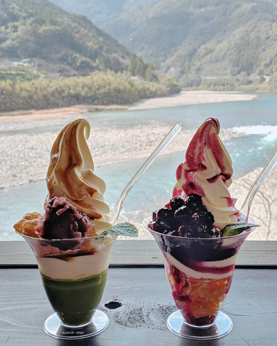 芳美リンのグルメインスタ