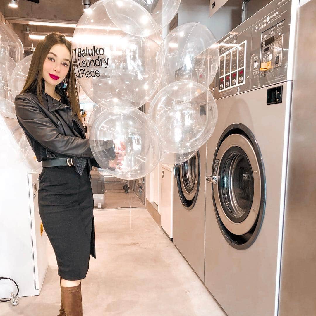 Gabrielaさんのインスタグラム写真 - (GabrielaInstagram)「Baluko Laundry Place #代々木上原 のレセプションに行ってきました！  カフェが付いてるおしゃれなランドリーでした✨  機械で使っている洗剤や柔軟剤もこだわってて、  洗い上がりがふわふわでびっくり💕  こんなランドリースペースなら洗濯も楽しくなりそう！ . . .  #balukolaundryplace #バルコランドリープレイス #クロスロードベーカリー #ソーシャルランドリー #PR #ootd #lookdodia」4月6日 16時16分 - rkgabriela