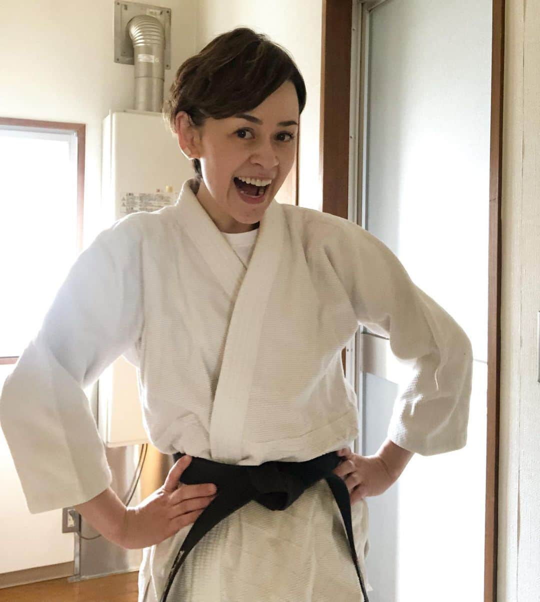 トムセン陽子さんのインスタグラム写真 - (トムセン陽子Instagram)「6年ぶりの稽古わず！！ I did Aikido for the first time in 6 years!!! So much fun!! . . . #合気道 #稽古 #楽しすぎた #夢中で稽古した #頭は忘れてても #身体が覚えてた #嬉しい #でも #明日筋肉痛確定 #しかも強烈なやつね #さぁこれから #鍛え直しじゃ #がんばるぜ #aikido」4月6日 16時24分 - yokothomsen