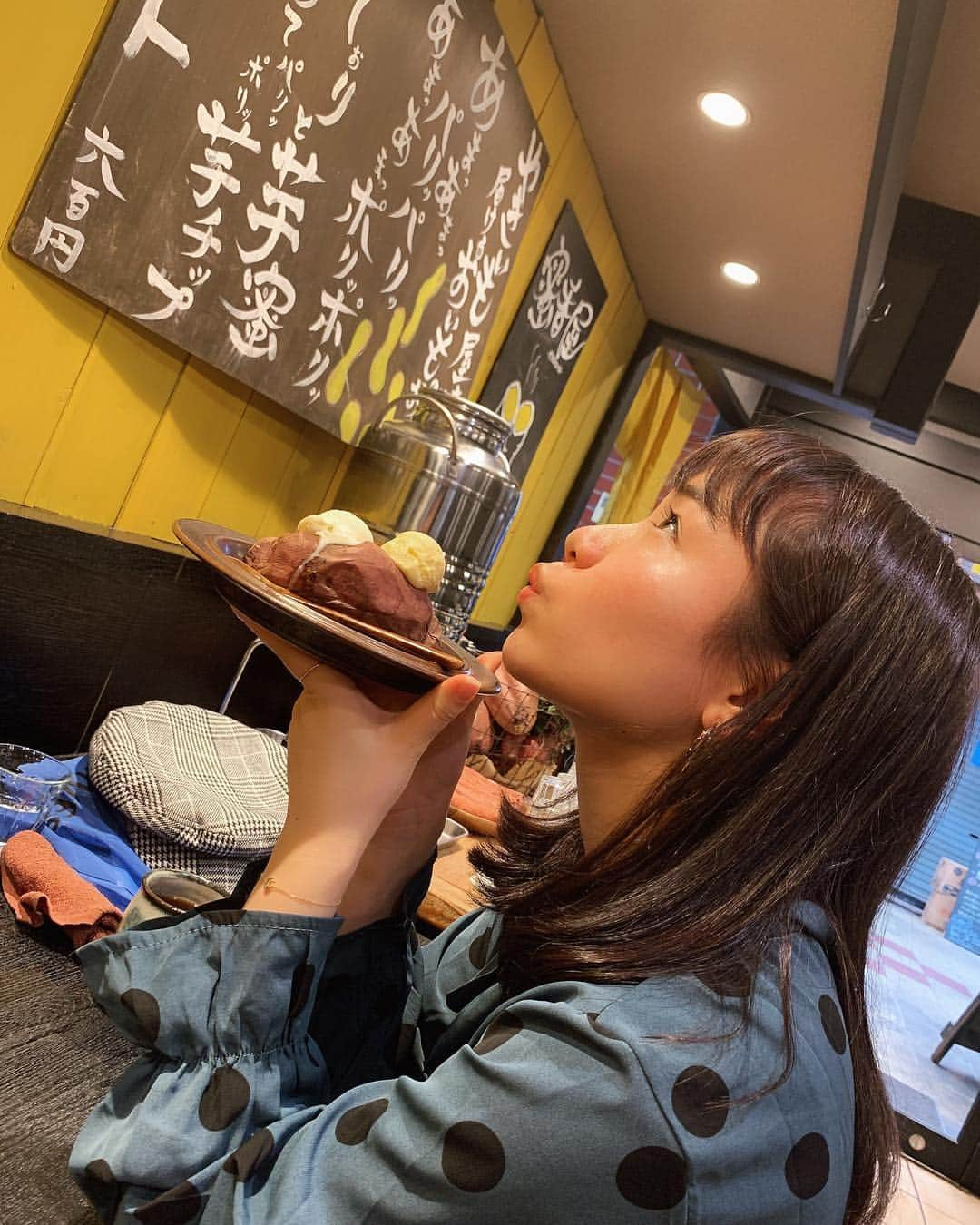 伊藤美誠のインスタグラム：「.🍠🍨 . 📸photo by  @marin_honda ♡」