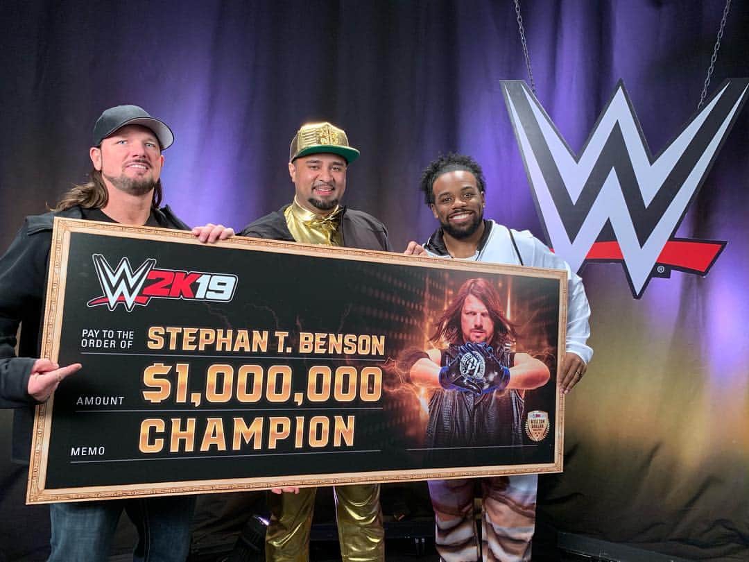 WWEさんのインスタグラム写真 - (WWEInstagram)「@ajstylesp1 tried his best to win the match, but just came up short! Congratulations to Stephen T. Benson on winning the #MillionDollarChallenge」4月6日 7時43分 - wwe