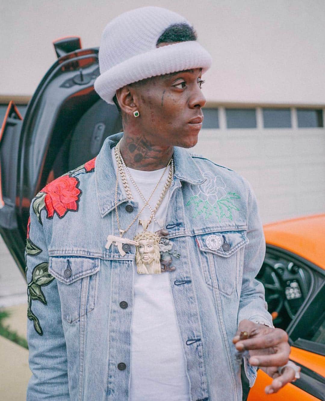 ソウルジャ・ボーイ・テレムのインスタグラム：「I ain’t tryna talk if it ain’t about a check ✔️💲💵💳🙅🏾‍♂️🤷🏾‍♂️」