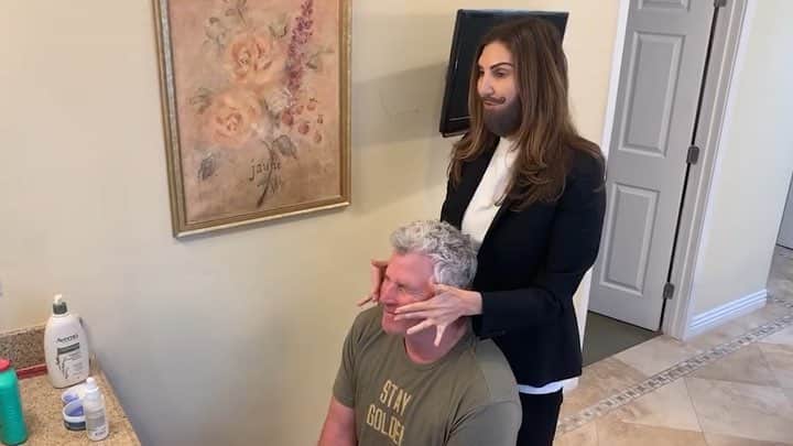ヘザー・マクドナルドのインスタグラム：「Part 2 of Jonathan making over Peter. He did an amazing job. @jvn Full video on my YouTube channel! 🌈📺」