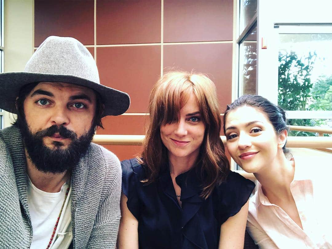 ジェシカ・ストループのインスタグラム：「The girls 🥰」