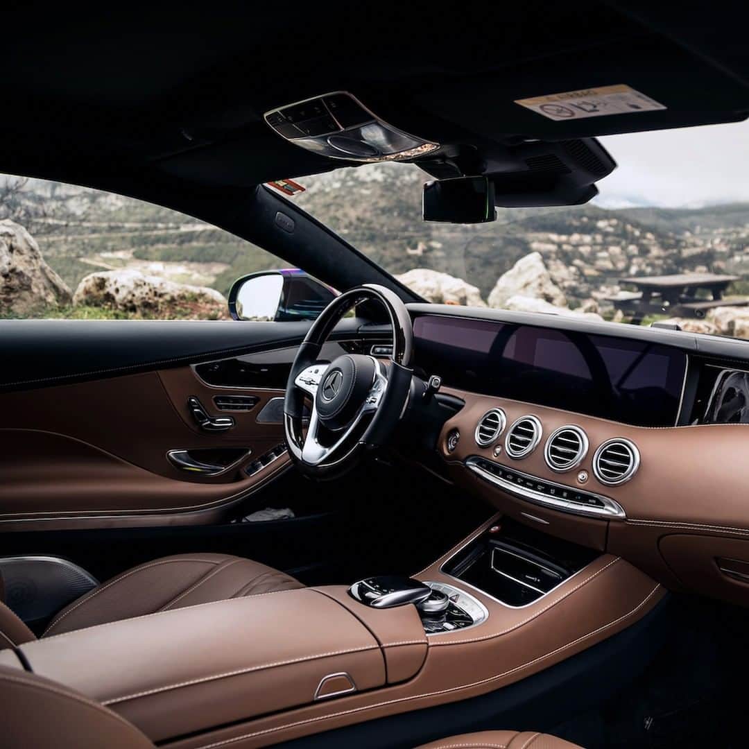 メルセデス・ベンツさんのインスタグラム写真 - (メルセデス・ベンツInstagram)「Seamless interior design meets uncompromised luxury. 💎 📸: @kenozache for #MBsocialcar ______________________________ [Mercedes-Benz S 450 4MATIC Coupé | Kraftstoffverbrauch kombiniert: 9,5  l/100 km | CO2-Emissionen kombiniert: 217 g/km | mb4.me/RechtlicherHinweis/] . #SClass #Mercedes #MercedesBenz #Design #Luxury #Lifestyle #Car #Cartastic #InstaCar #Classy #Dreamcar #interior」4月6日 11時00分 - mercedesbenz