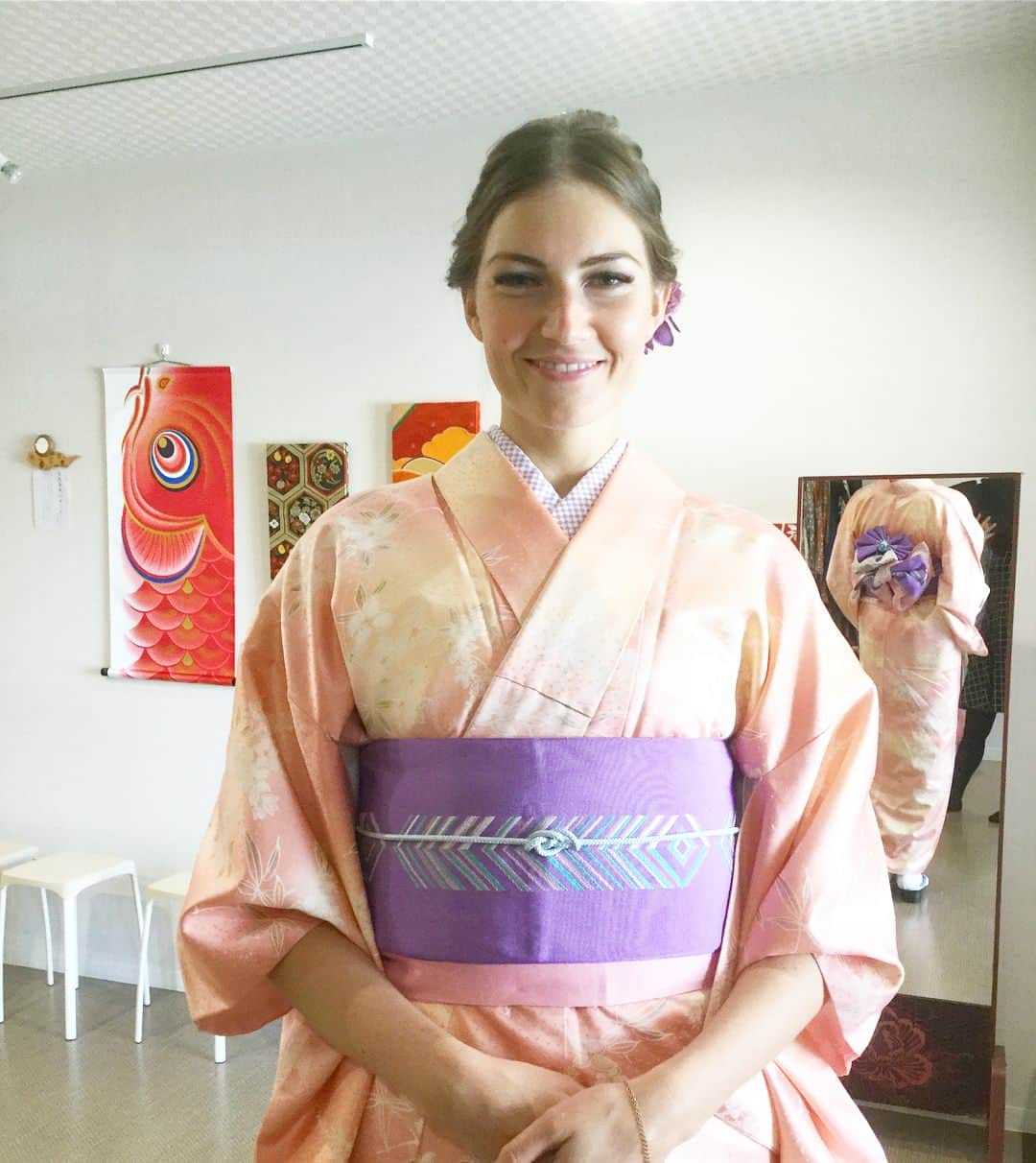 金沢着物レンタルshop心結〜kokoyui〜さんのインスタグラム写真 - (金沢着物レンタルshop心結〜kokoyui〜Instagram)「4月に入ってから海外からのお客様が多いです✨  うすピンク色が似合う😆  金沢の桜も咲いてきましたよ〜！🌸 お着物でお花見いかがですか✨  @kokoyui_kimono  #心結きもの #心結 #金沢 #金沢散策 #金沢旅行 #金沢さんぽ #兼六園 #ひがし茶屋街 #近江町市場 #長町武家屋敷跡 #着物 #着物レンタル #金沢観光 #卒業旅行 #女子旅  #kanazawa #kimono#rental #shop #kokoyui」4月6日 16時45分 - kokoyui_kimono