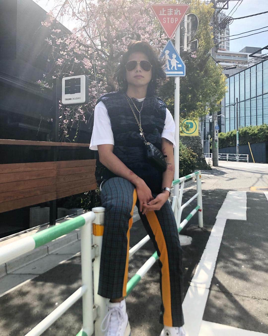 稲木ジョージのインスタグラム：「Hay fever in Tokyo is real😎🤧😷」