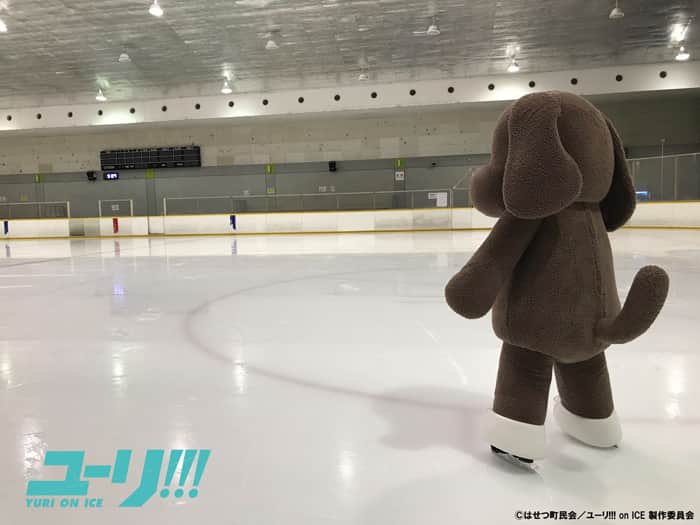 ユーリ!!! on ICEのインスタグラム：「【🔥ユーリ!!! on ICE  #国別対抗戦2019 全力応援🔥】 #マッカチン練習開始 ⛸ #yurionice  競技と競技の間の製氷時間の前後など、#ゴーちゃん。とのスケーティングに挑戦します!!! https://yurionice.com/news/detail.php?id=1071588」