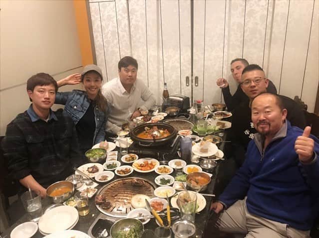 柳賢振のインスタグラム：「Korean BBQ in Denver~#dodgers」