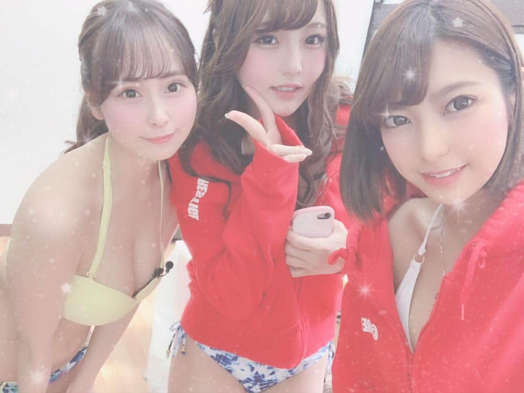 真奈りおなさんのインスタグラム写真 - (真奈りおなInstagram)「ケンコバのバコバコTVの収録に 呼んでいただきありがとうございました♡  初みなもたん、初りょうちゃん お二人共すっごく優しくて、綺麗で すごく楽しい収録でした（´-`）.｡oO  またお会いした時はよろしくお願いします♡  #プレステージ専属 #AV女優 #セクシー女優 #シナモロール #photography #ポートレート  #前髪 #前髪アレンジ #photos  #ootd  #かわいい  #プレステージ #秋葉原 #ラムタラ #haircolor  #hairstyle #hairstyles #instagood  #新年号 #令和 #新年度 #エイプリルフール #バコバコtv #関西 #関テレ」4月6日 14時16分 - xcoco_riox