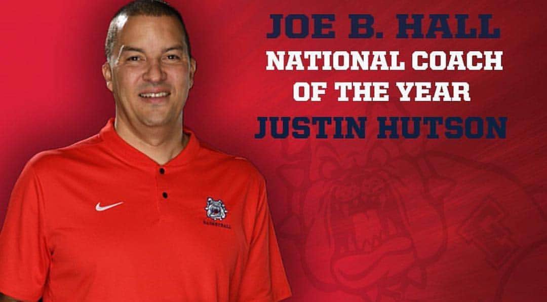 のインスタグラム：「Congrats coach Hut! You’re putting the dogs back on the map! You’ve made fresno state hot contenders again! @fresnostatembb #bulldogbornbulldogbred #godogs」