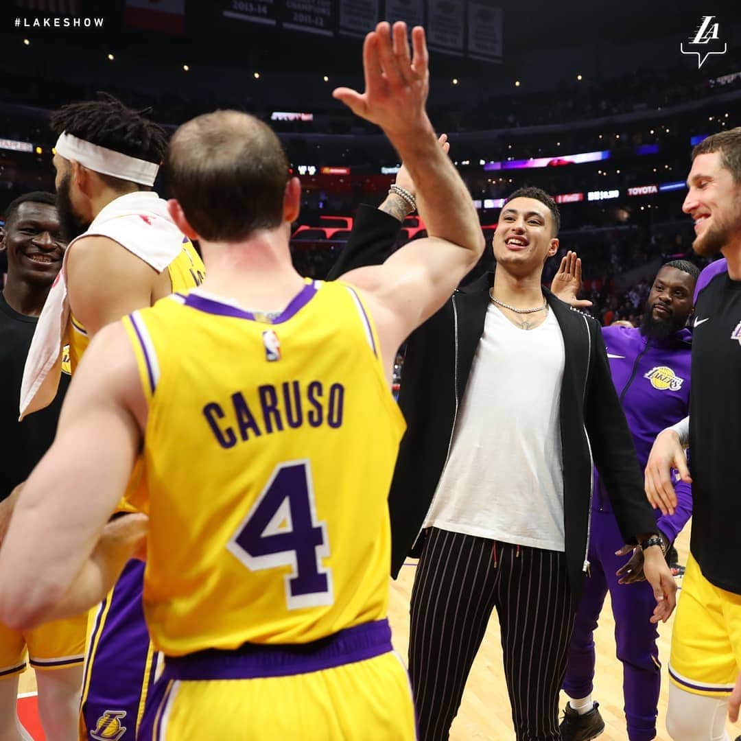 Los Angeles Lakersさんのインスタグラム写真 - (Los Angeles LakersInstagram)「122 | 117 Win and Caruso could not be stopped! 😤 32-points. 10-rebounds. Back-to-back 3’s. #LakersWin」4月6日 14時30分 - lakers