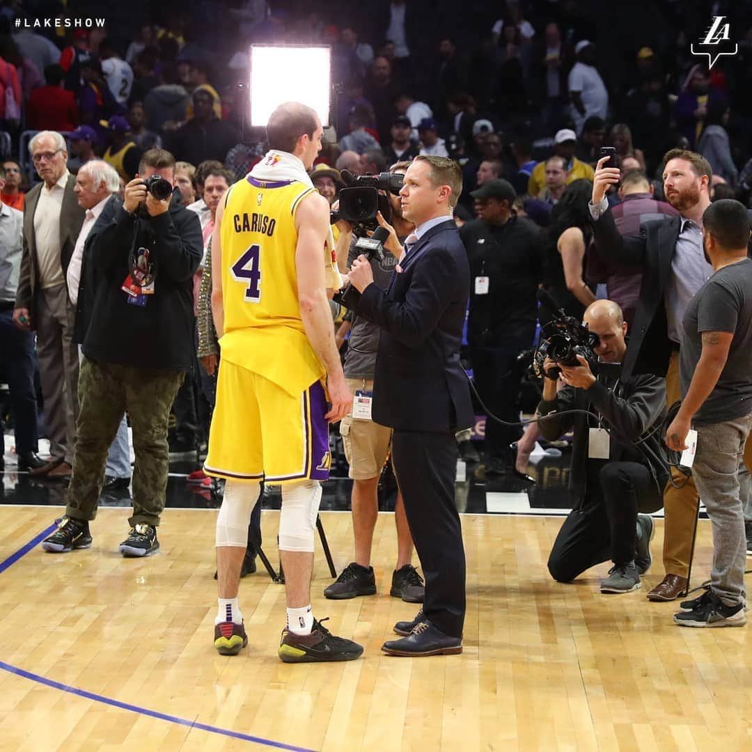 Los Angeles Lakersさんのインスタグラム写真 - (Los Angeles LakersInstagram)「122 | 117 Win and Caruso could not be stopped! 😤 32-points. 10-rebounds. Back-to-back 3’s. #LakersWin」4月6日 14時30分 - lakers