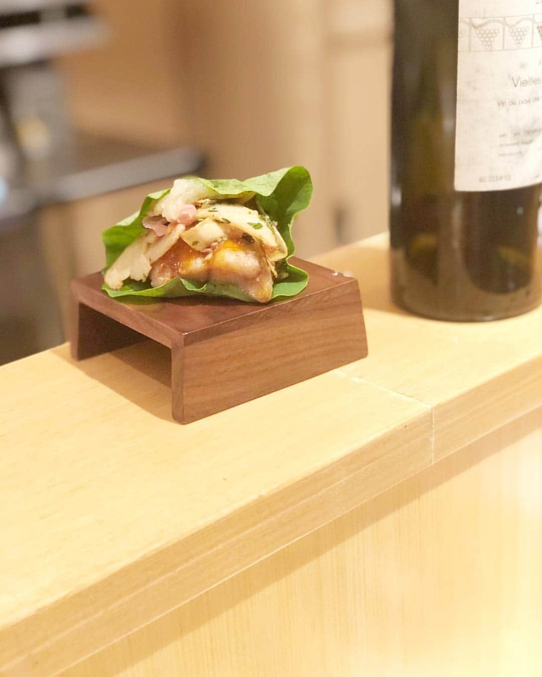 渡辺真実絵さんのインスタグラム写真 - (渡辺真実絵Instagram)「. @alterego.tokyo 🇮🇹 ﻿ ミシュラン三ツ星の「 Osteria Francescana 」で スーシェフを務め、ミラノの「 Ristorante TOKUYOSHI 」で ミシュラン一つ星に輝く徳吉シェフ( @yojitokuyoshi ) による イノベイティブイタリアン 🇮🇹 ✨﻿ 🍽 ﻿ 楽しいトークと、初体験のスープペアリングに 合わせて頂きました 🙏 ✨﻿ 🥰 ﻿ 美味しさの驚きが止まらない貴重な時間でした 😆 ﻿ #alteregotokyo #🍽mamu」4月7日 0時31分 - mamu________________